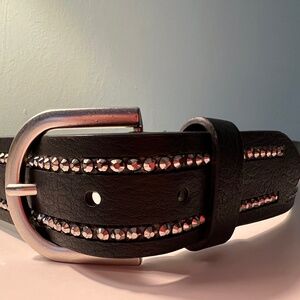 Black/Silver Star and Rivet Belt - Size S/M - Gently Used